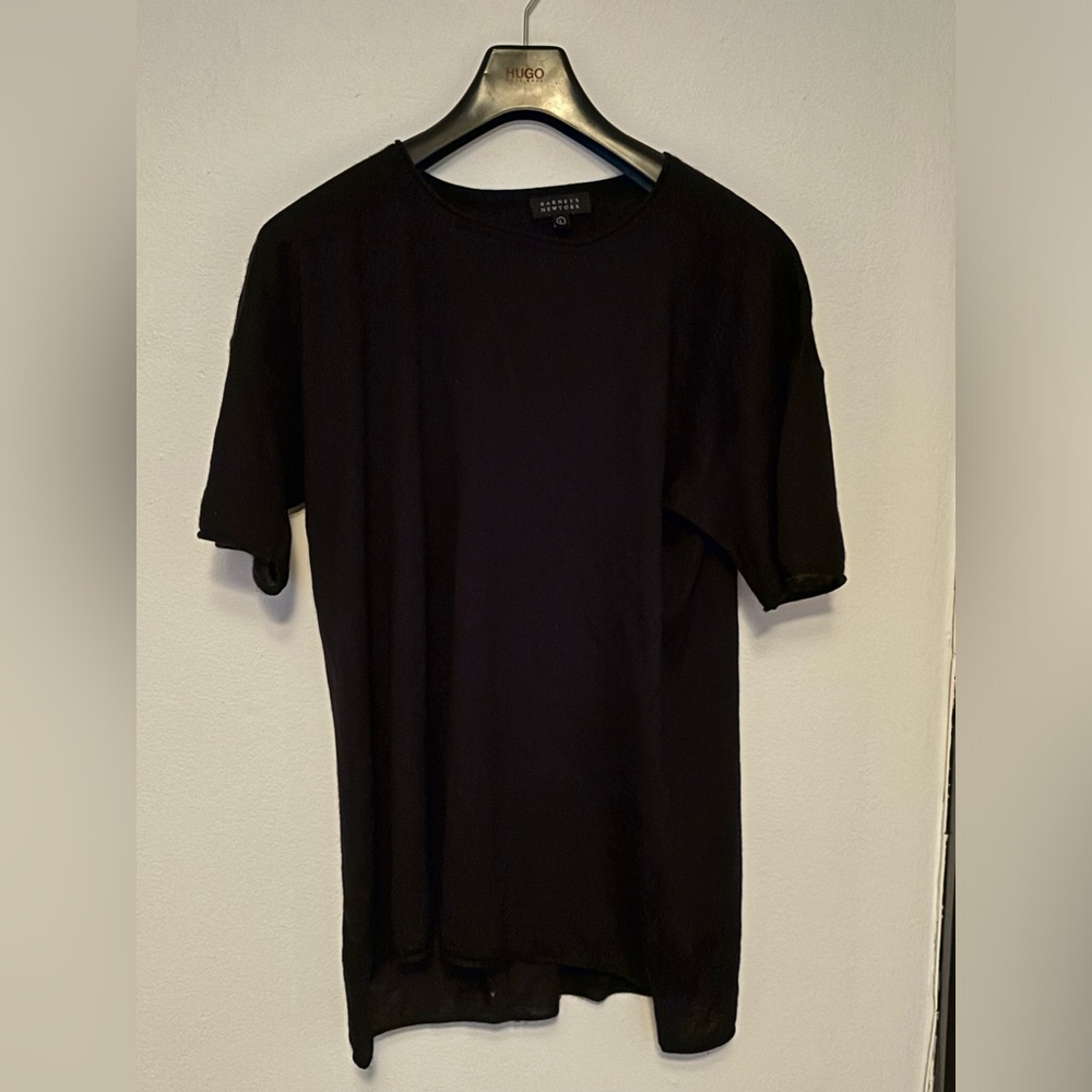 Barney’s Cashmere tshirt